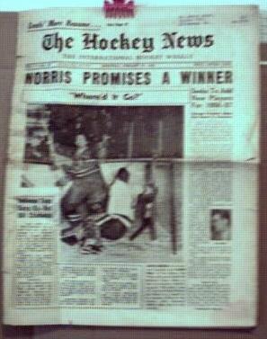 Hockey News Montreal 2/25/2956 Dickie Moore