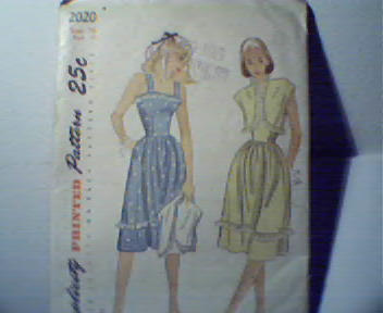 Simplicity Pattern  No.2020 Size 16, Bust 34