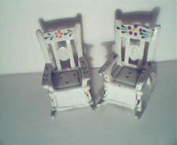 Twin White Rocking Chairs    Made of Cast Metall!