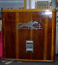 EVENS BANGTAIL WINTER BOOK HORSE RACING SLOT MACHINE
