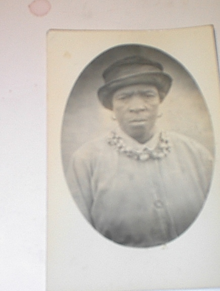 Ca 19220 Real Photo BLACK Woman,D. Pace (click to enlarge)