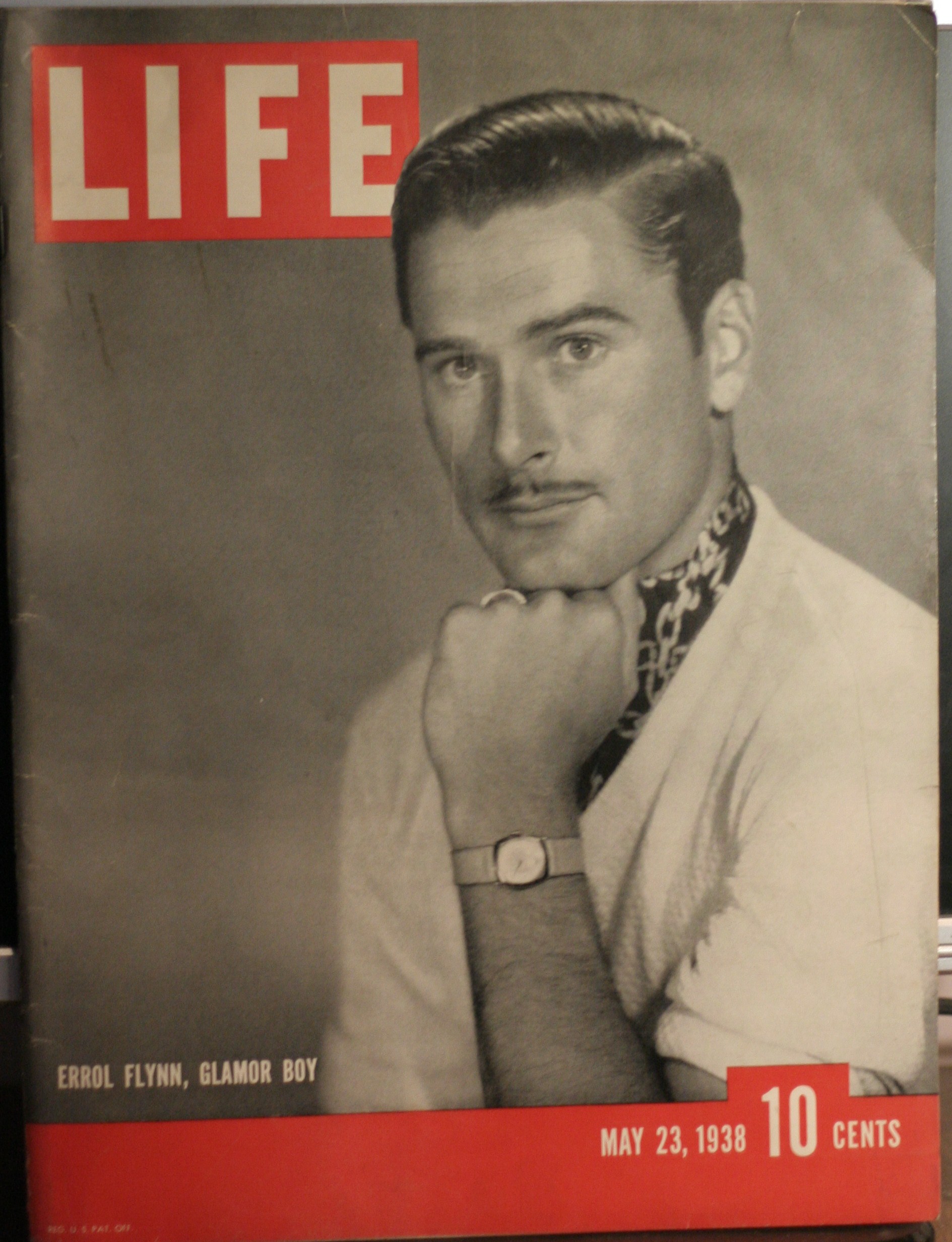 LIFE MAGAZINE MAY 23,1938 ERROL FLYNN,GLAMOR BOY COVER (click to enlarge)