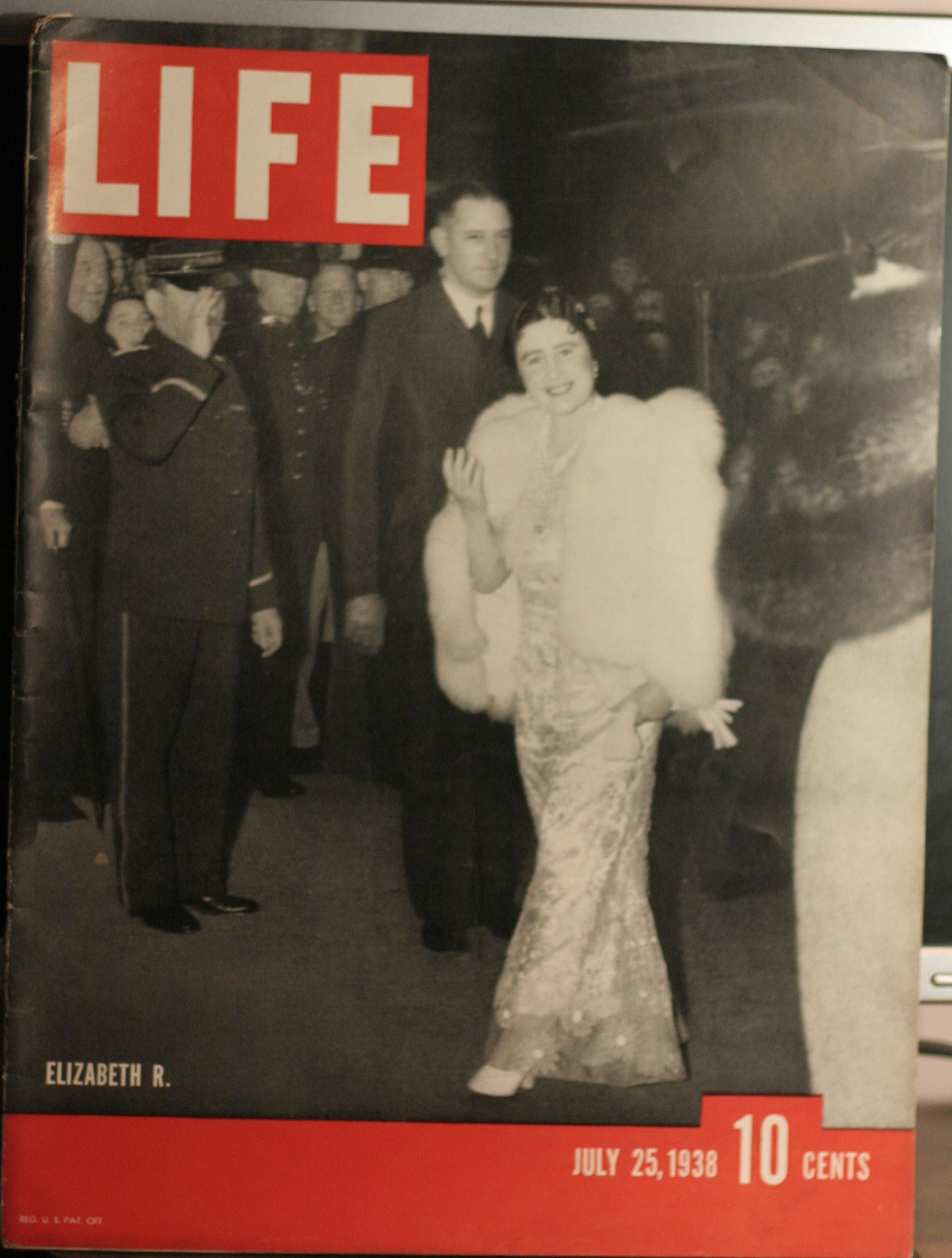 LIFE MAGAZINE JULY 25,1938 ELIZABETH R. COVER (click to enlarge)