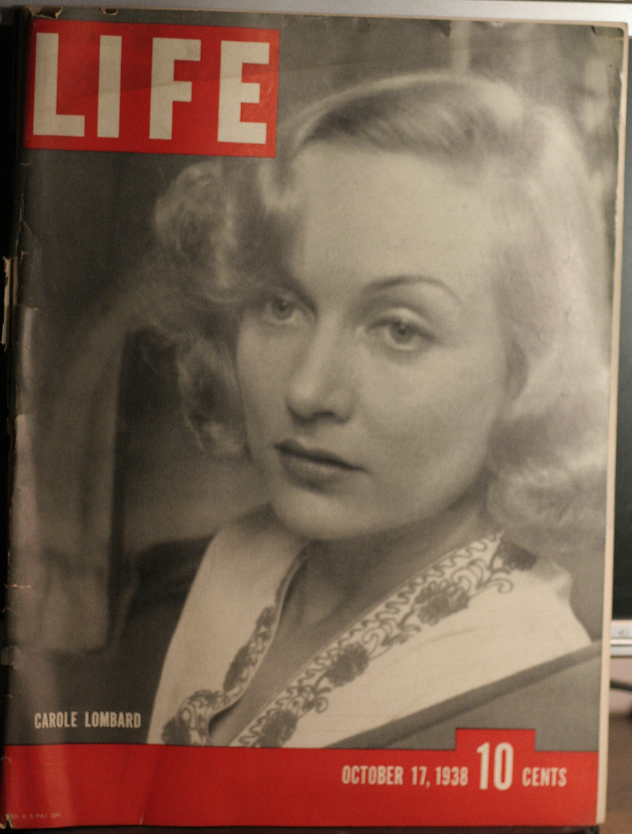 LIFE MAGAZINE OCTOBER 17,1938 CAROLE LOMBARD. COVER (click to enlarge)
