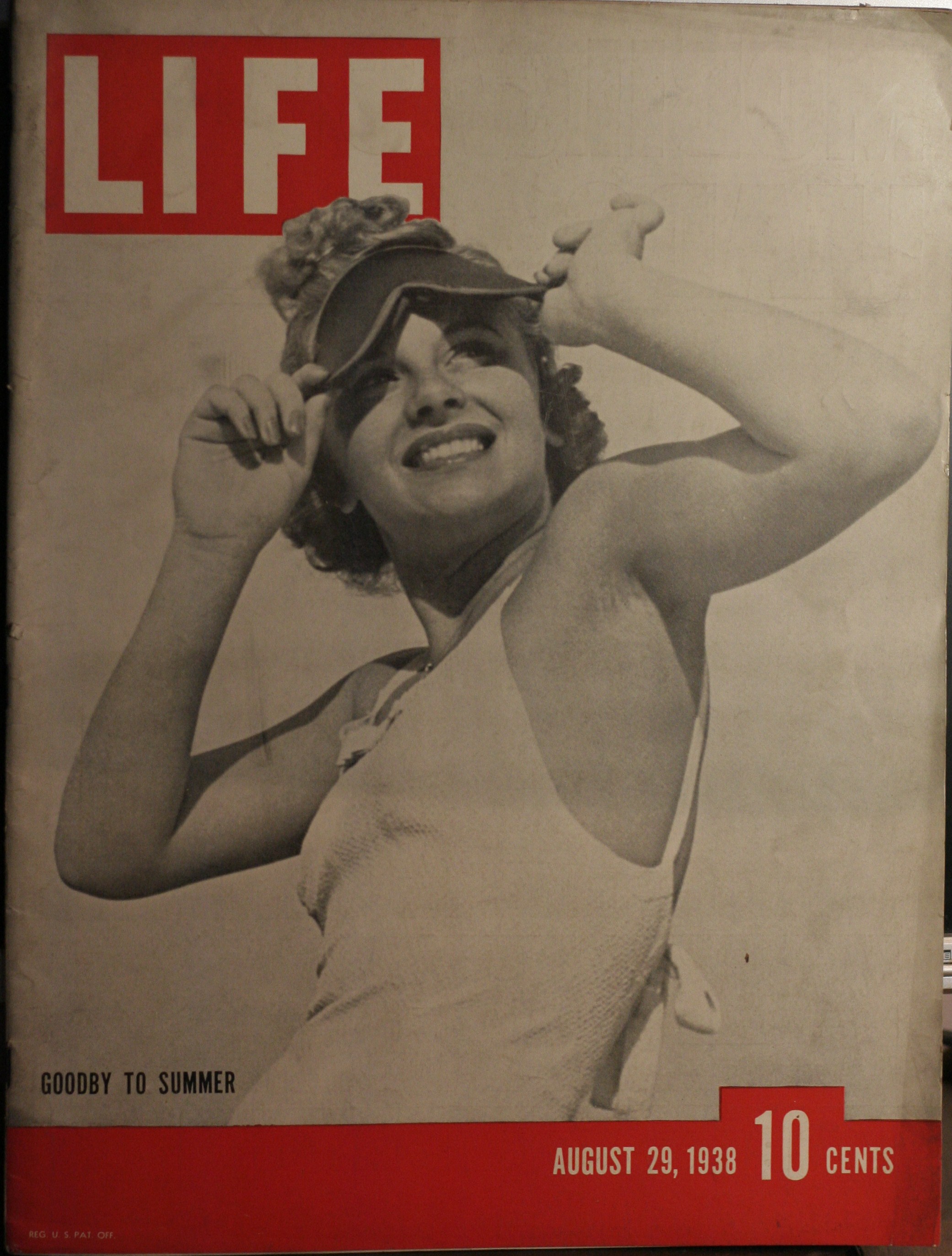 LIFE MAGAZINE AUGUST 29,1938 GOODBY TO SUMMER. COVER (click to enlarge)